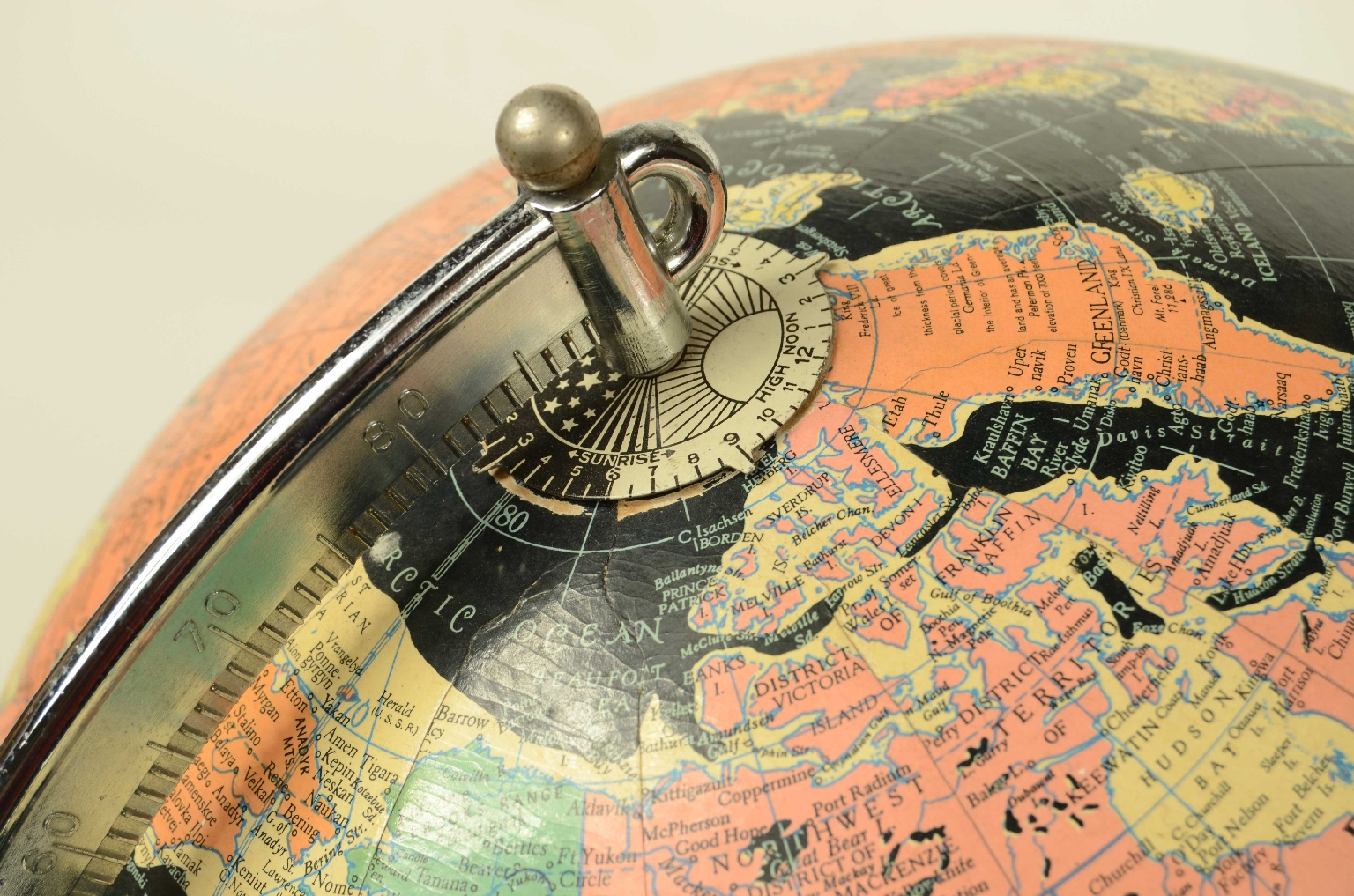 Antique globes-world maps/8368-Terrestrial Globe