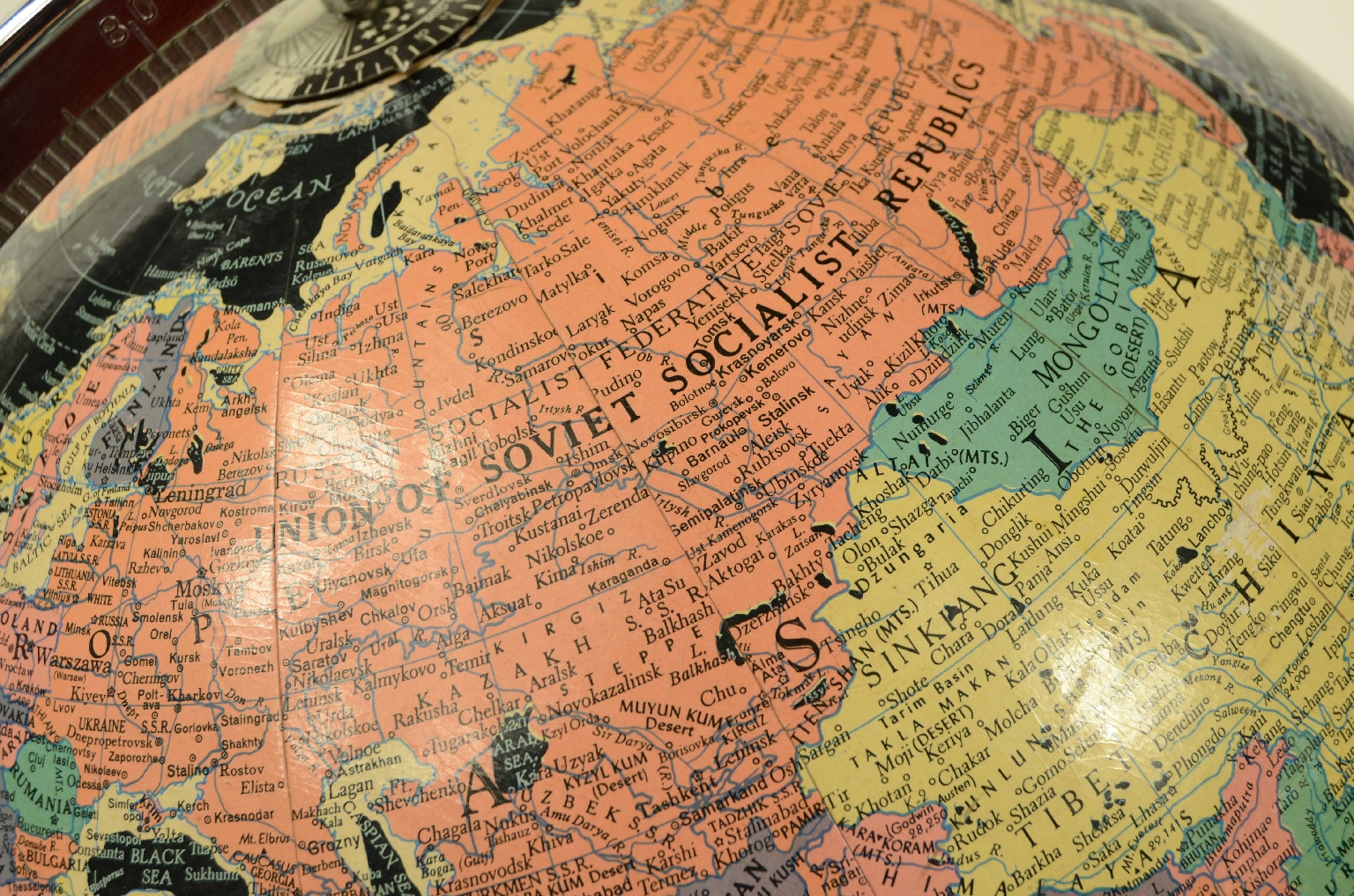 Antique globes-world maps/8368-Terrestrial Globe