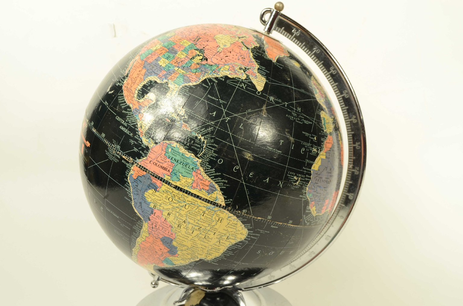 Globi-mappamondi antichi/8368-Globo Terrestre