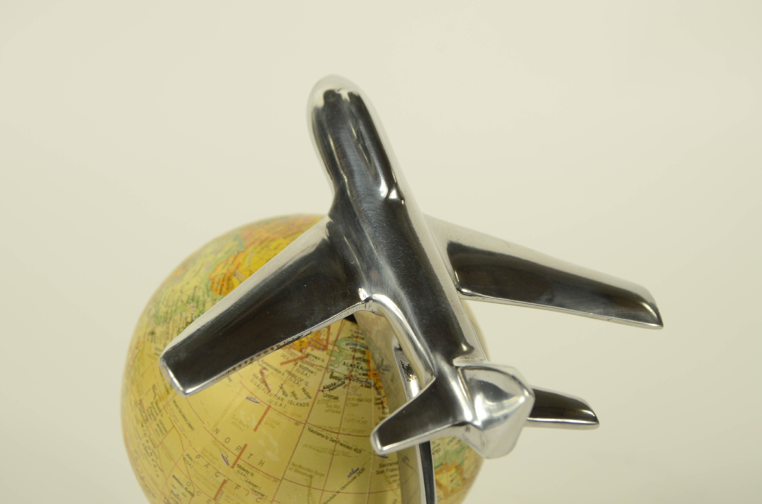 Antique globes-world maps/8378-Terrestrial Globe