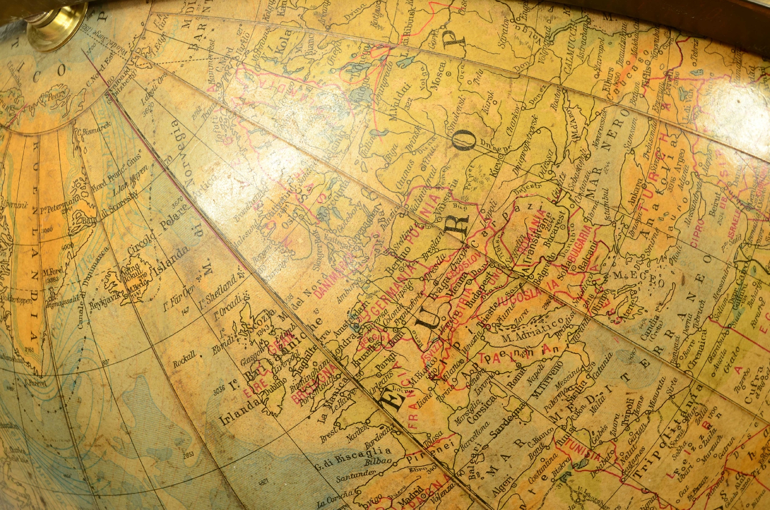 Antique globes-world maps/8388-Large Terrestrial Globe