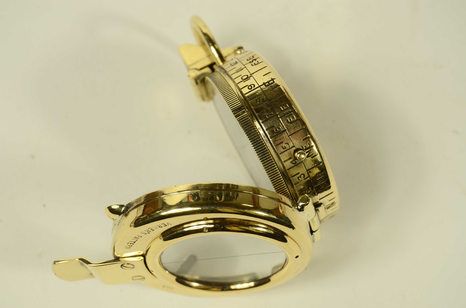 Antique compasses/8401-Prismatic Compass