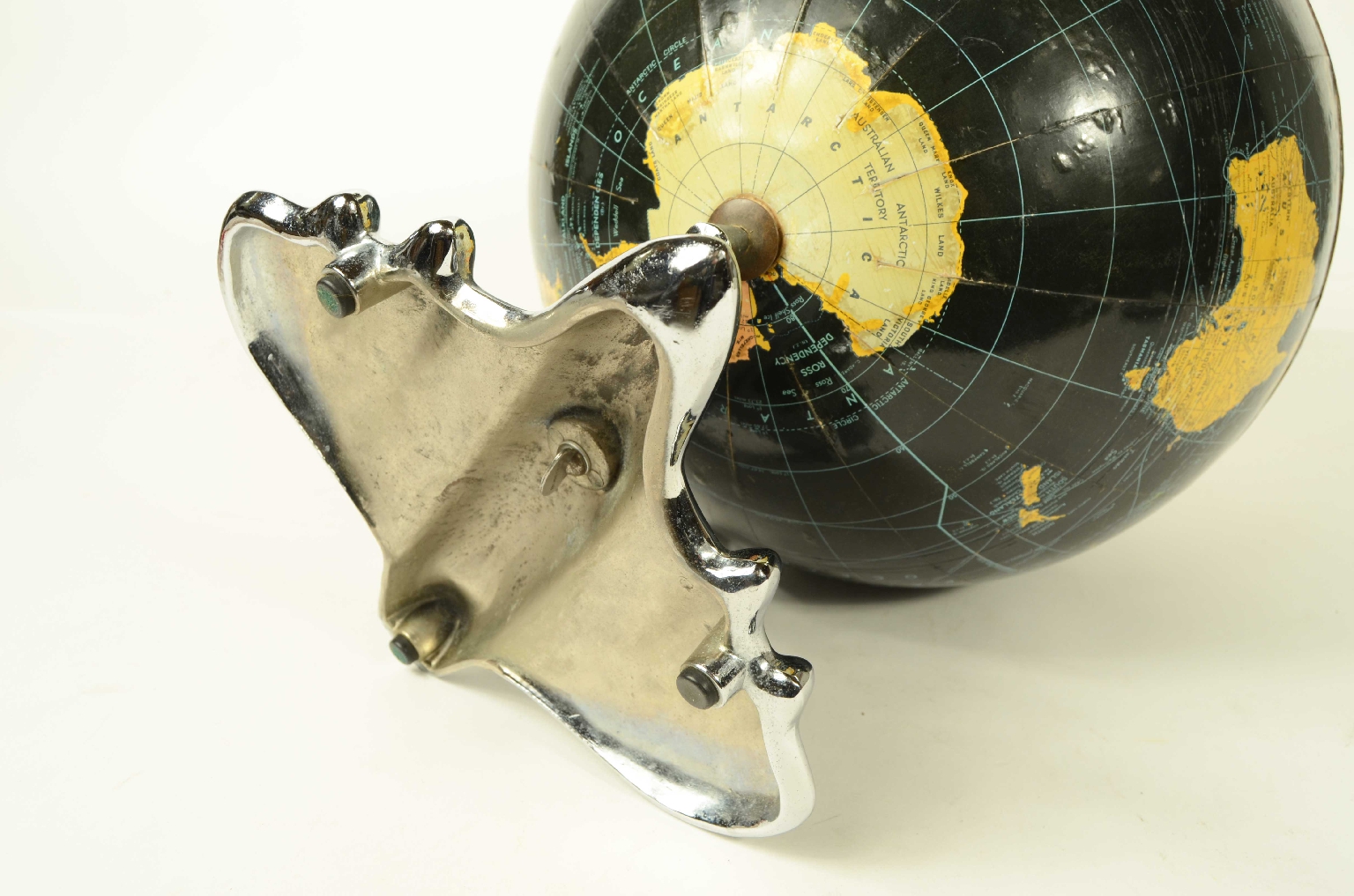 Globi-mappamondi antichi/8412-Globo Terrestre