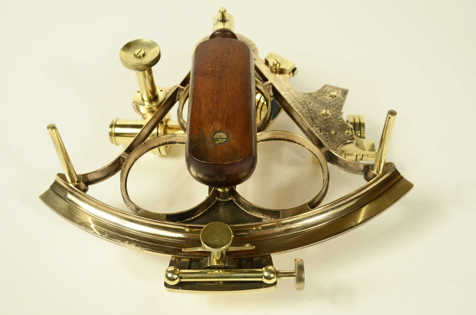 Nautical antiques/8452-Brass Sextant