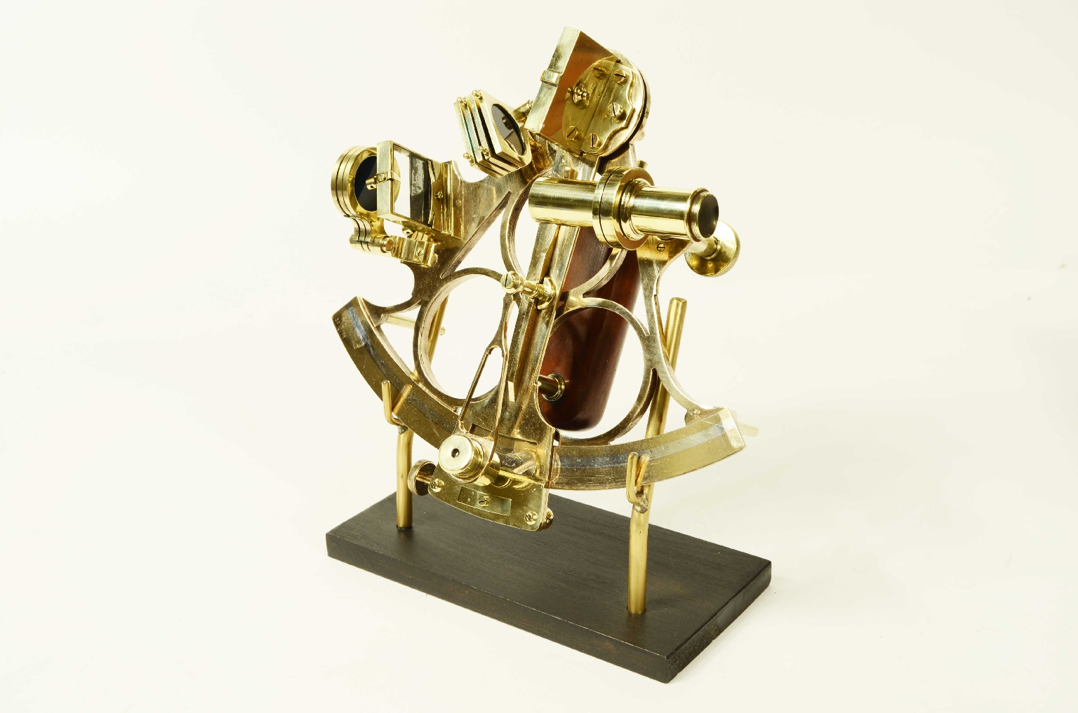 Nautical antiques/8452-Brass Sextant