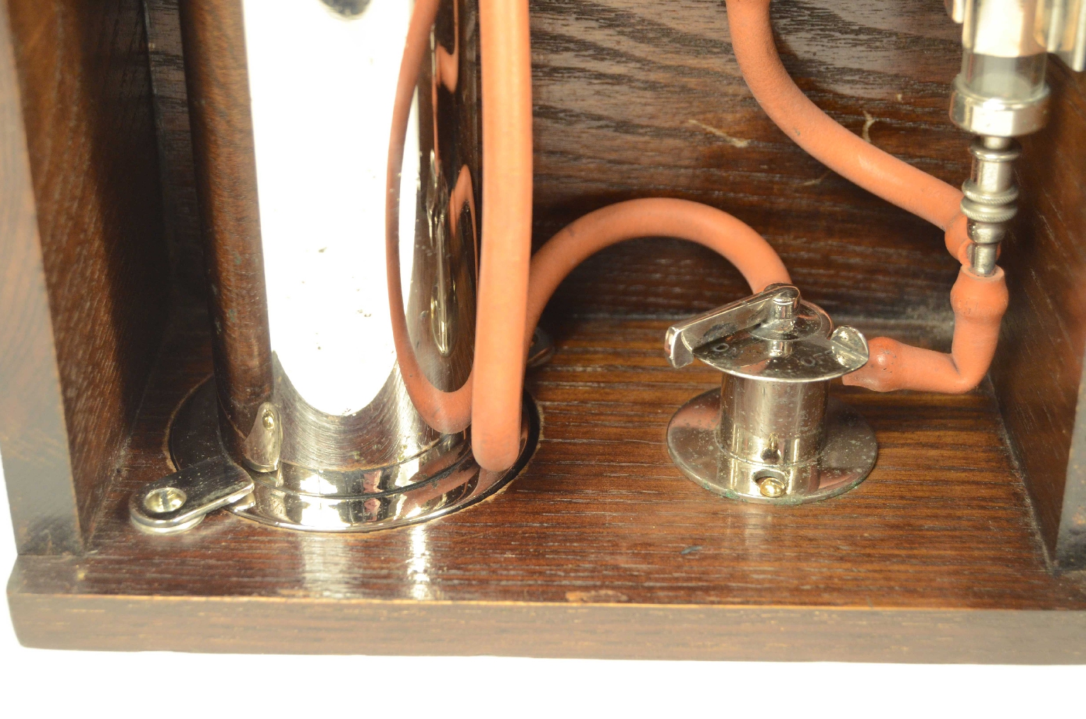 Strumenti medici d'epoca/8457-Apparecchio Pneumotorace