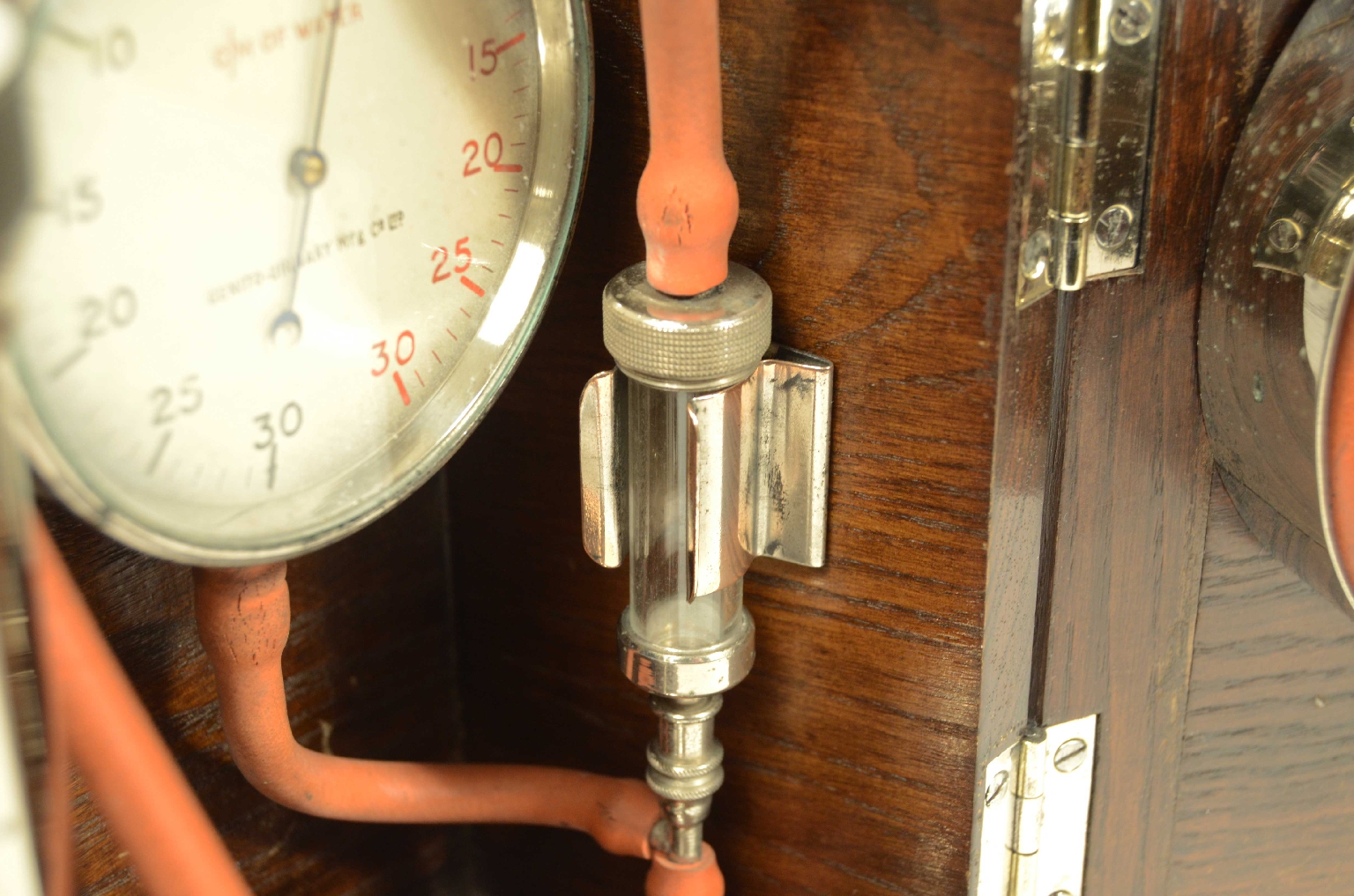 Strumenti medici d'epoca/8457-Apparecchio Pneumotorace