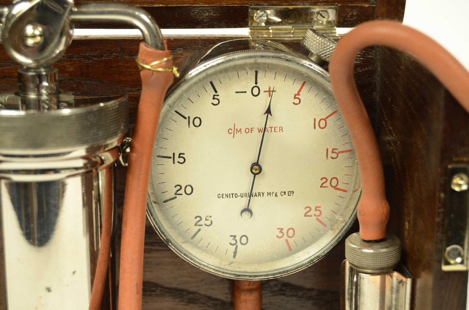 Strumenti medici d'epoca/8457-Apparecchio Pneumotorace