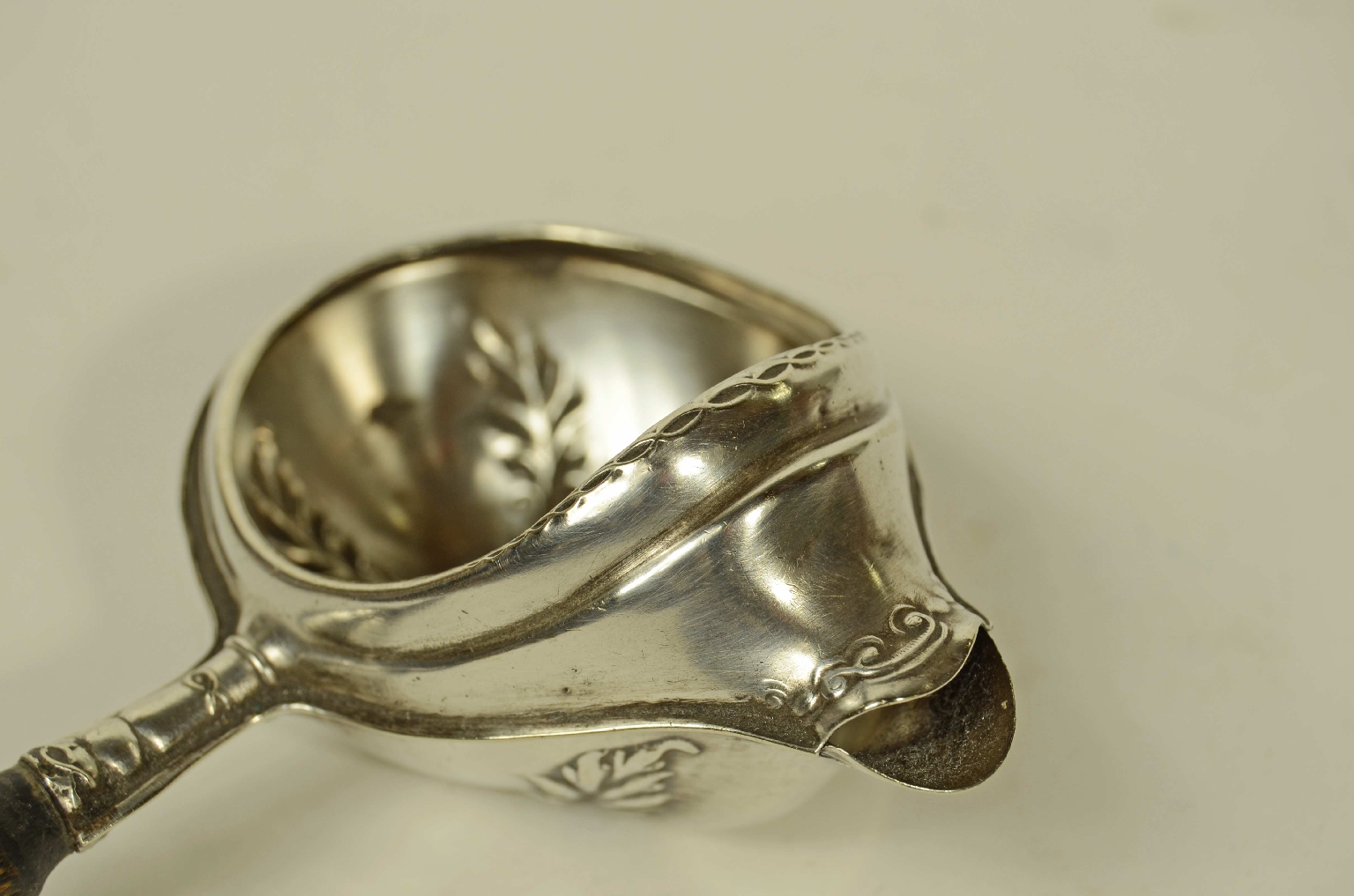 Strumenti medici d'epoca/8462-Cucchiaio per invalidi