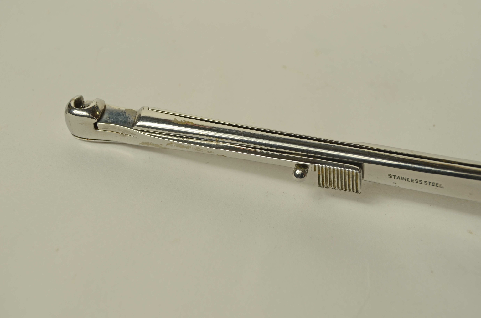 Strumenti medici d'epoca/8466-Pinza da sutura