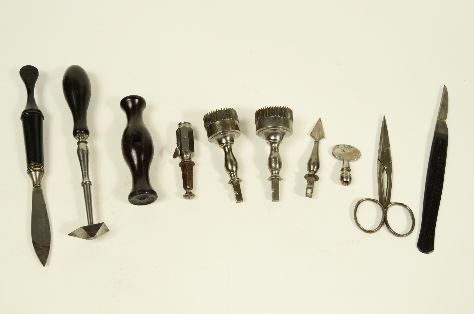 Old medical instruments/8474-Craniotome