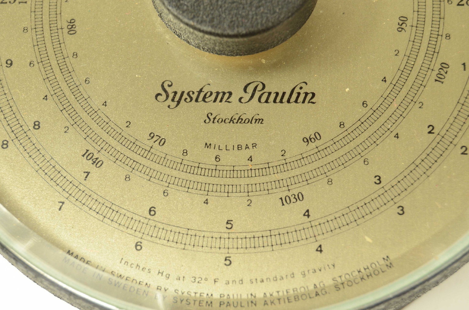 Antique barometers/8481-Aneroid Barometer