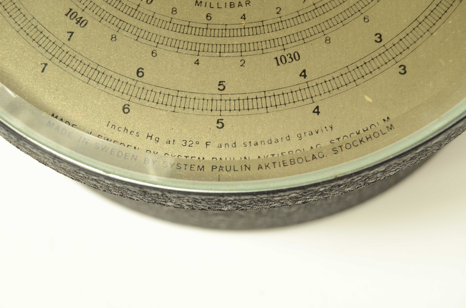 Antique barometers/8481-Aneroid Barometer