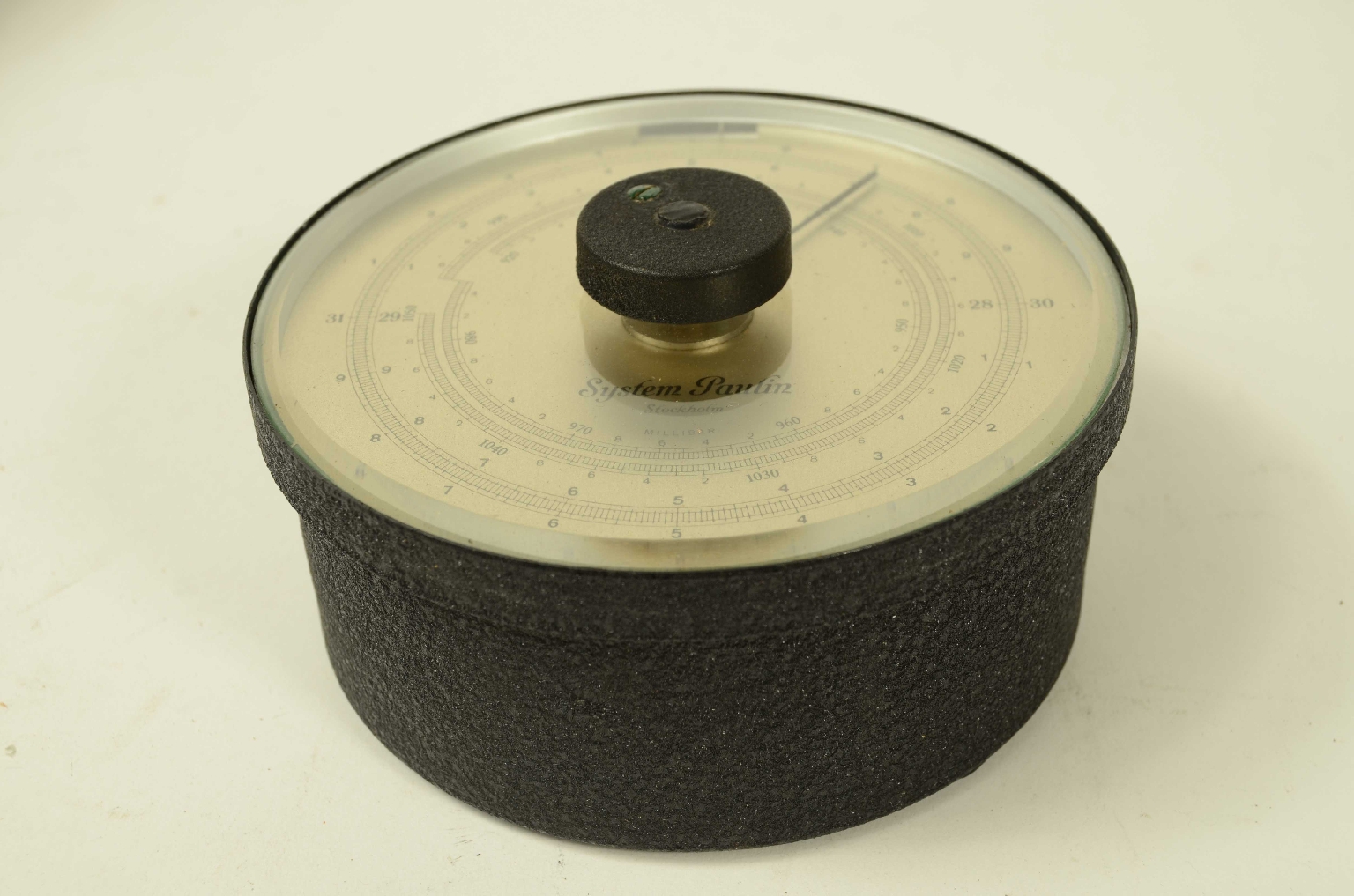 Antique barometers/8481-Aneroid Barometer