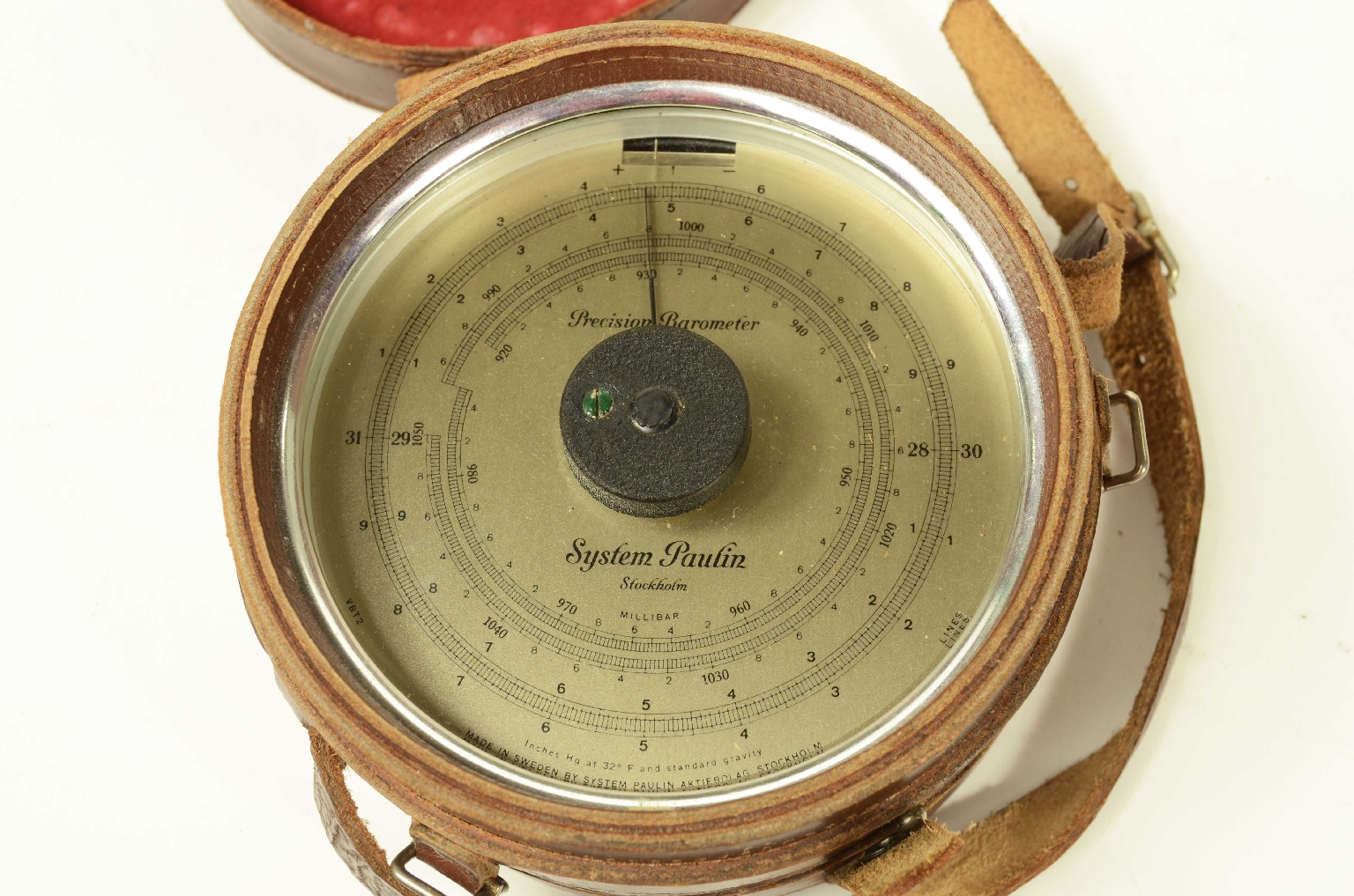 Antique barometers/8481-Aneroid Barometer