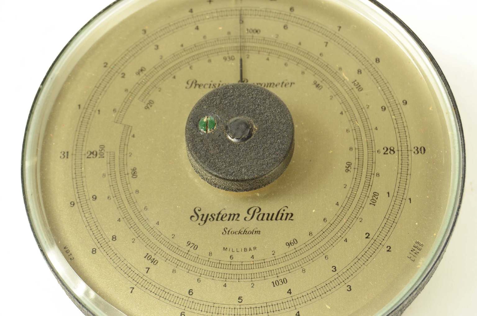 Antique barometers/8481-Aneroid Barometer