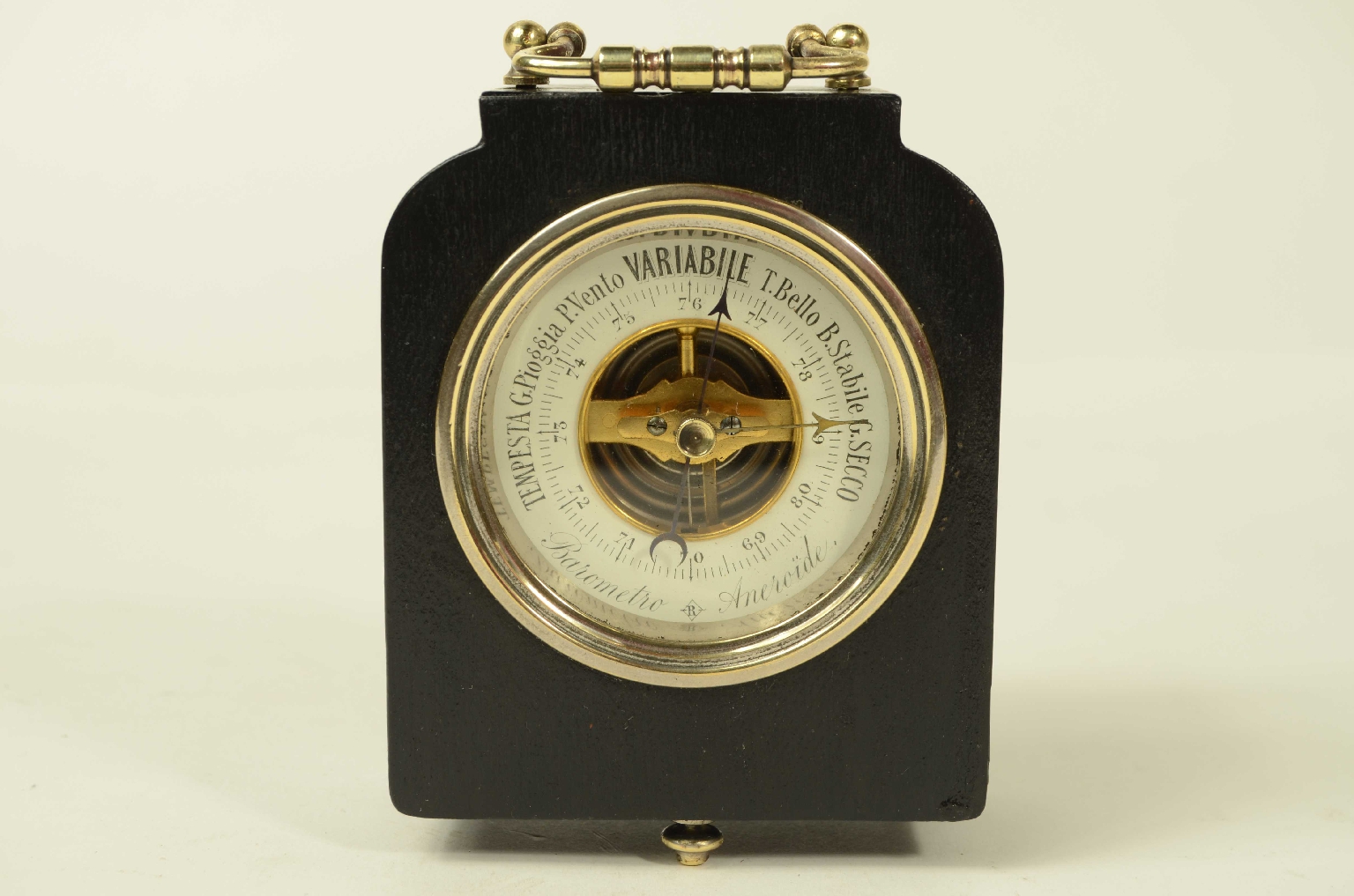 Antique barometers/8482a-Aneroid Barometer