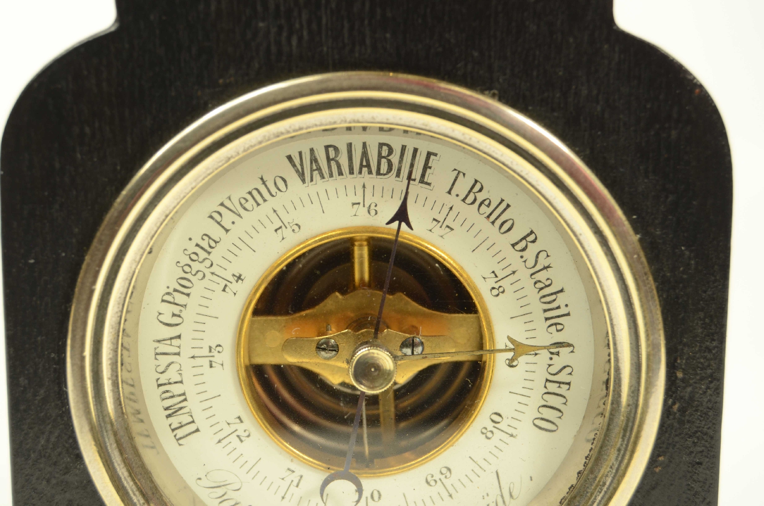 Antique barometers/8482a-Aneroid Barometer