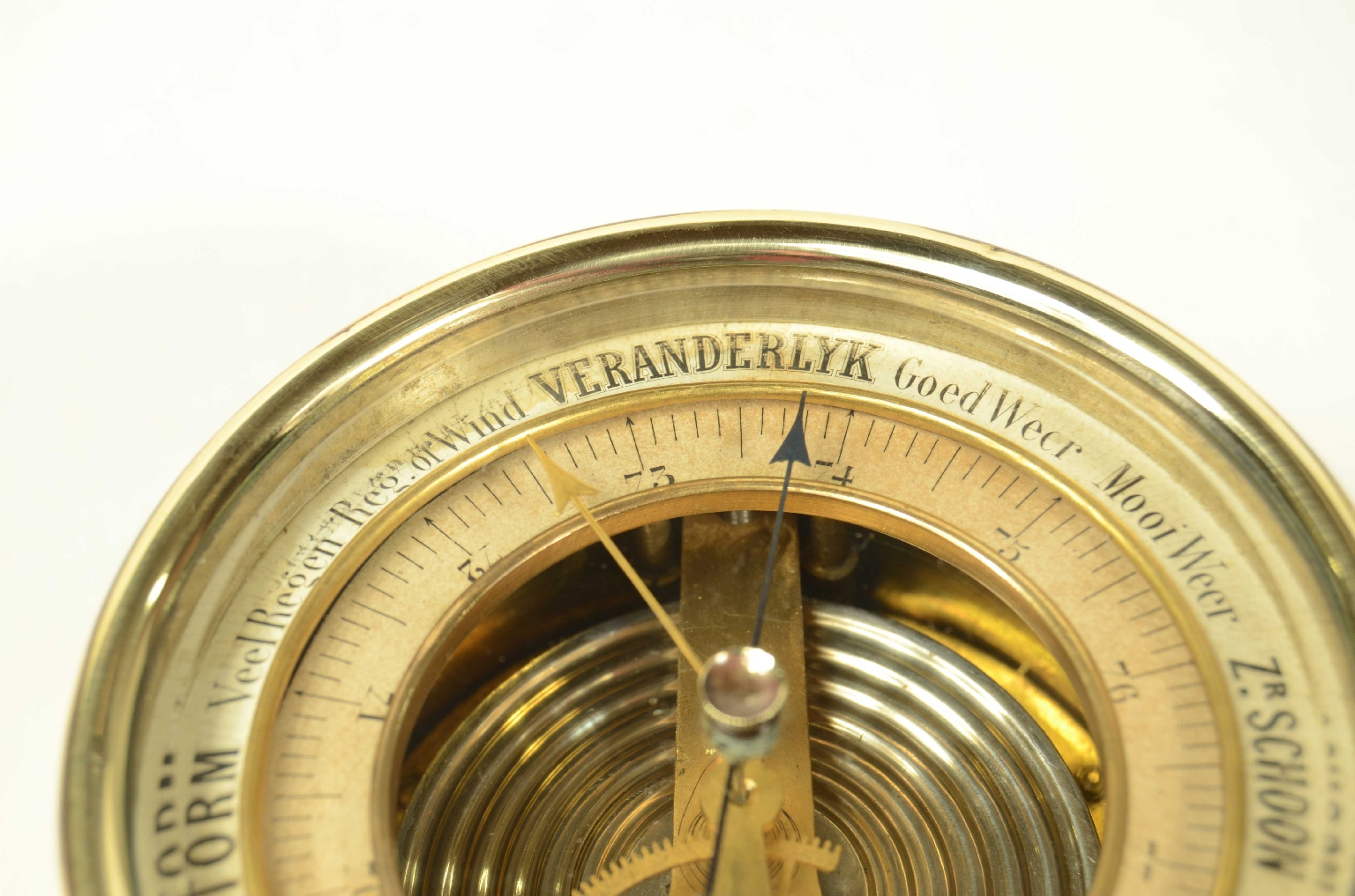 Antique barometers/8484-Aneroid Barometer