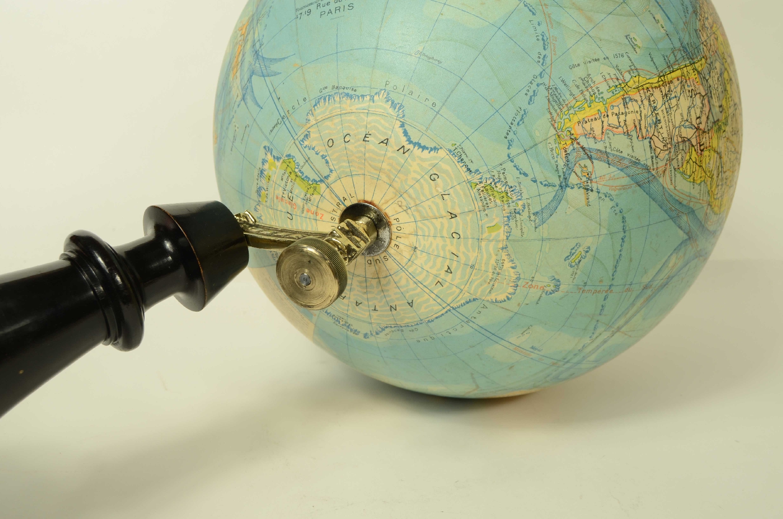 Globi-mappamondi antichi/8485-Globo Terrestre