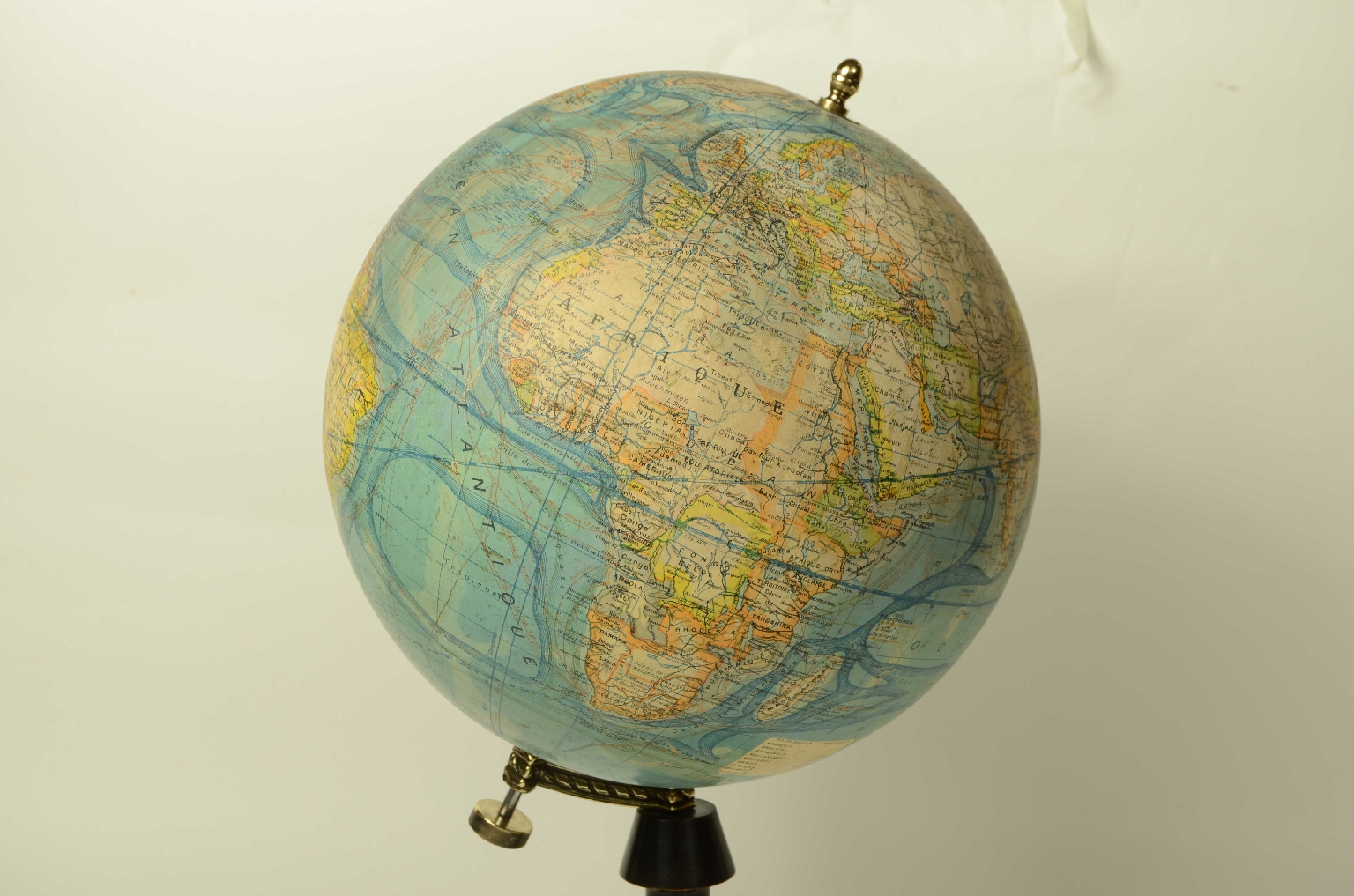 Globi-mappamondi antichi/8485-Globo Terrestre