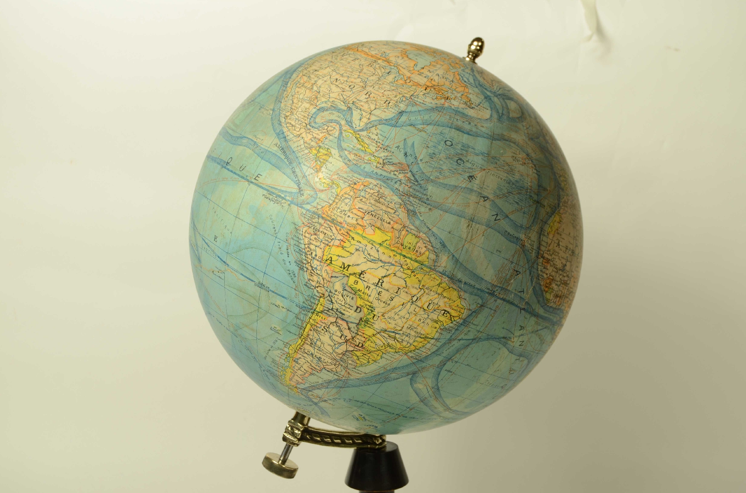 Antique globes-world maps/8485-Terrestrial Globe