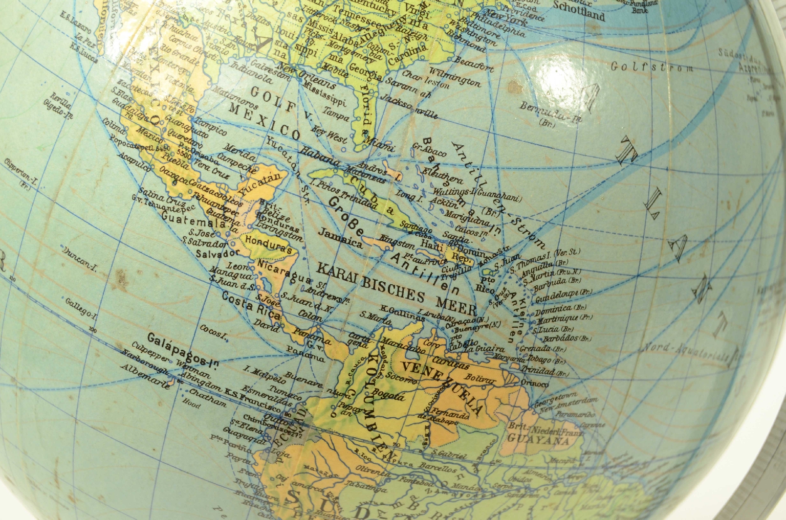 Antique globes-world maps/8490-Terrestrial Globe