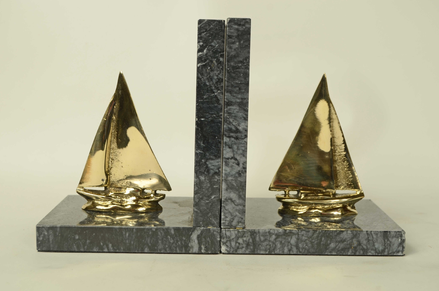 Nautical antiques/8512-Pair Of Bookend