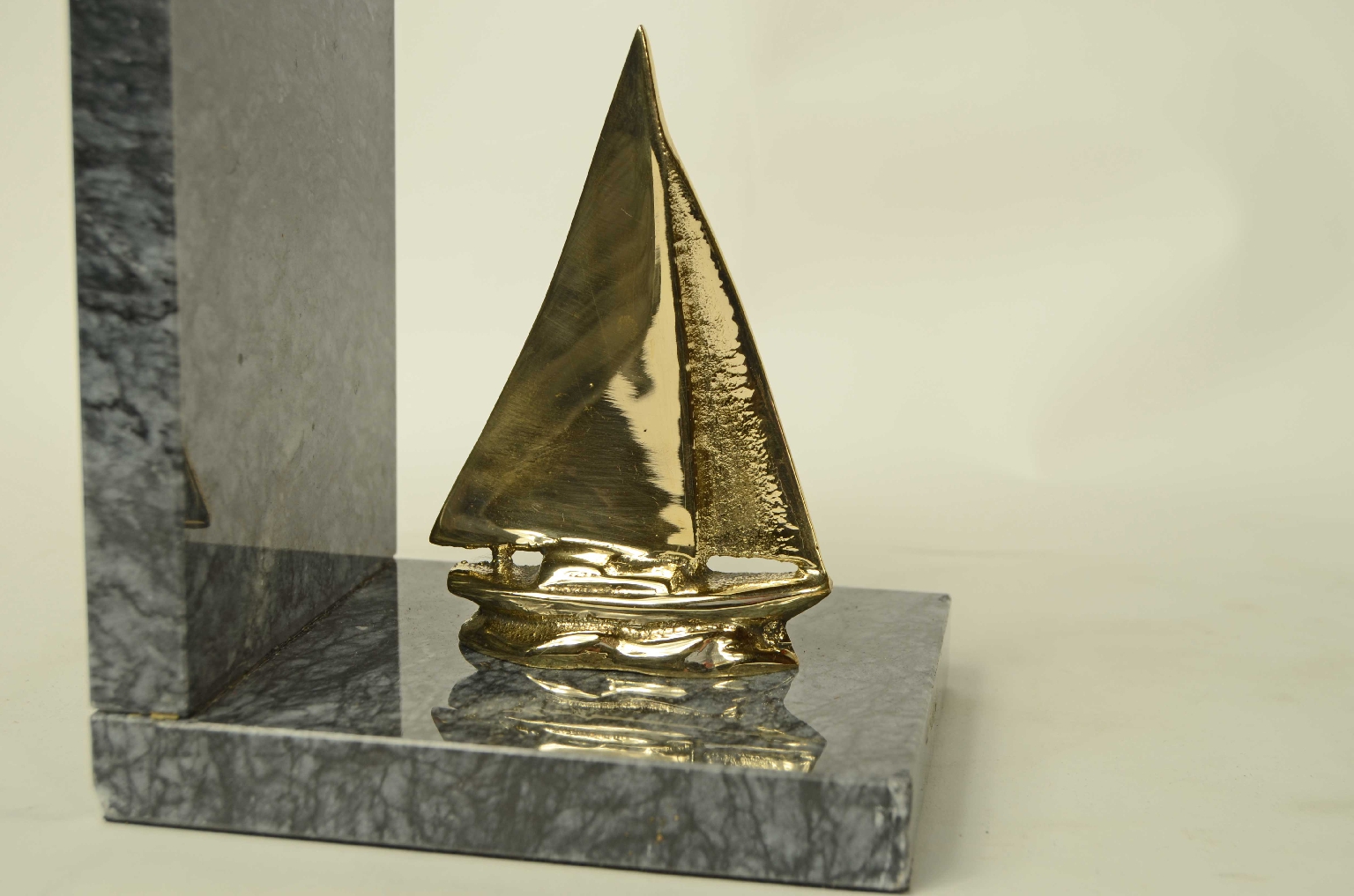 Nautical antiques/8512-Pair Of Bookend
