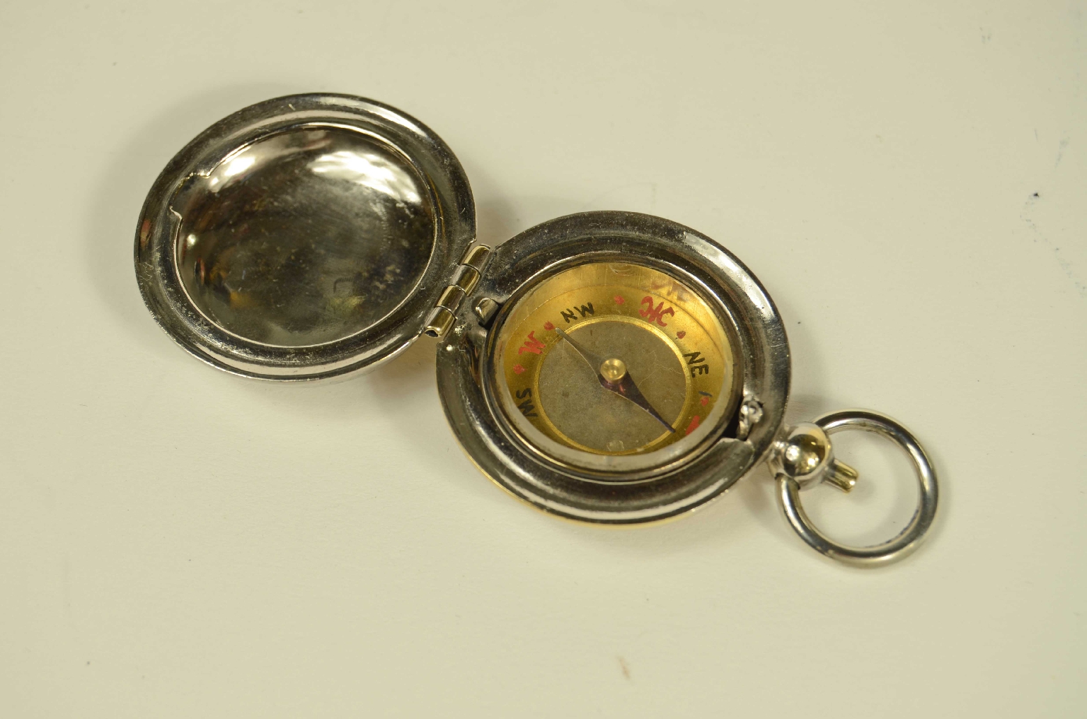 Antique compasses/8529-Small Compass