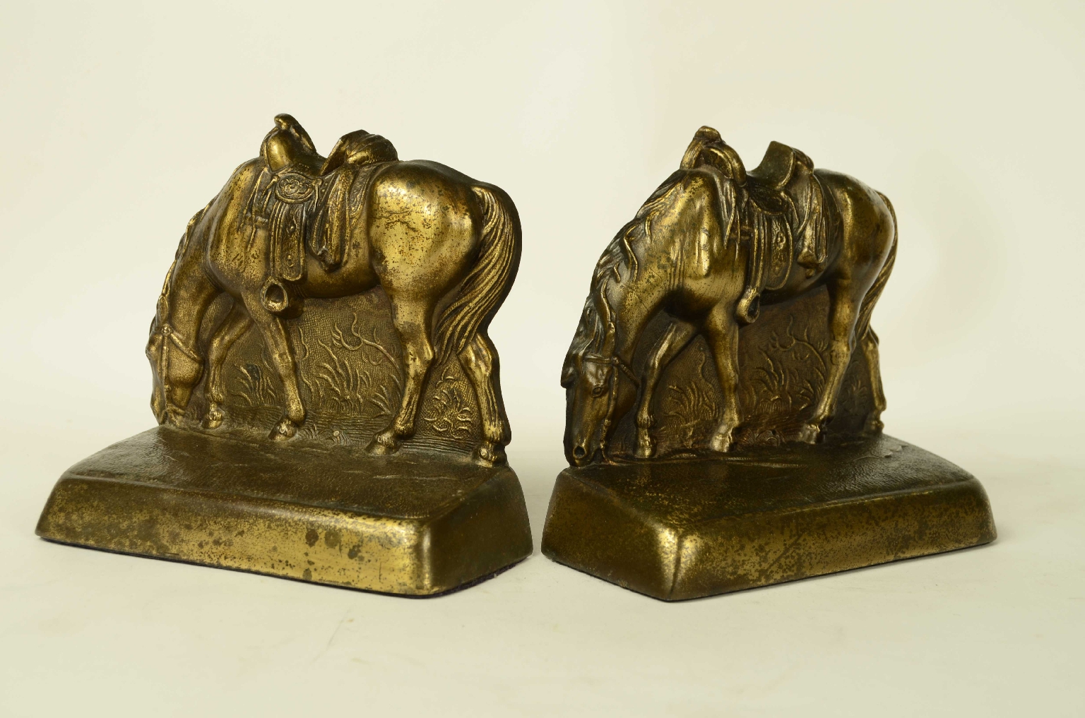 Peculiarity/8530-Horse Bookend