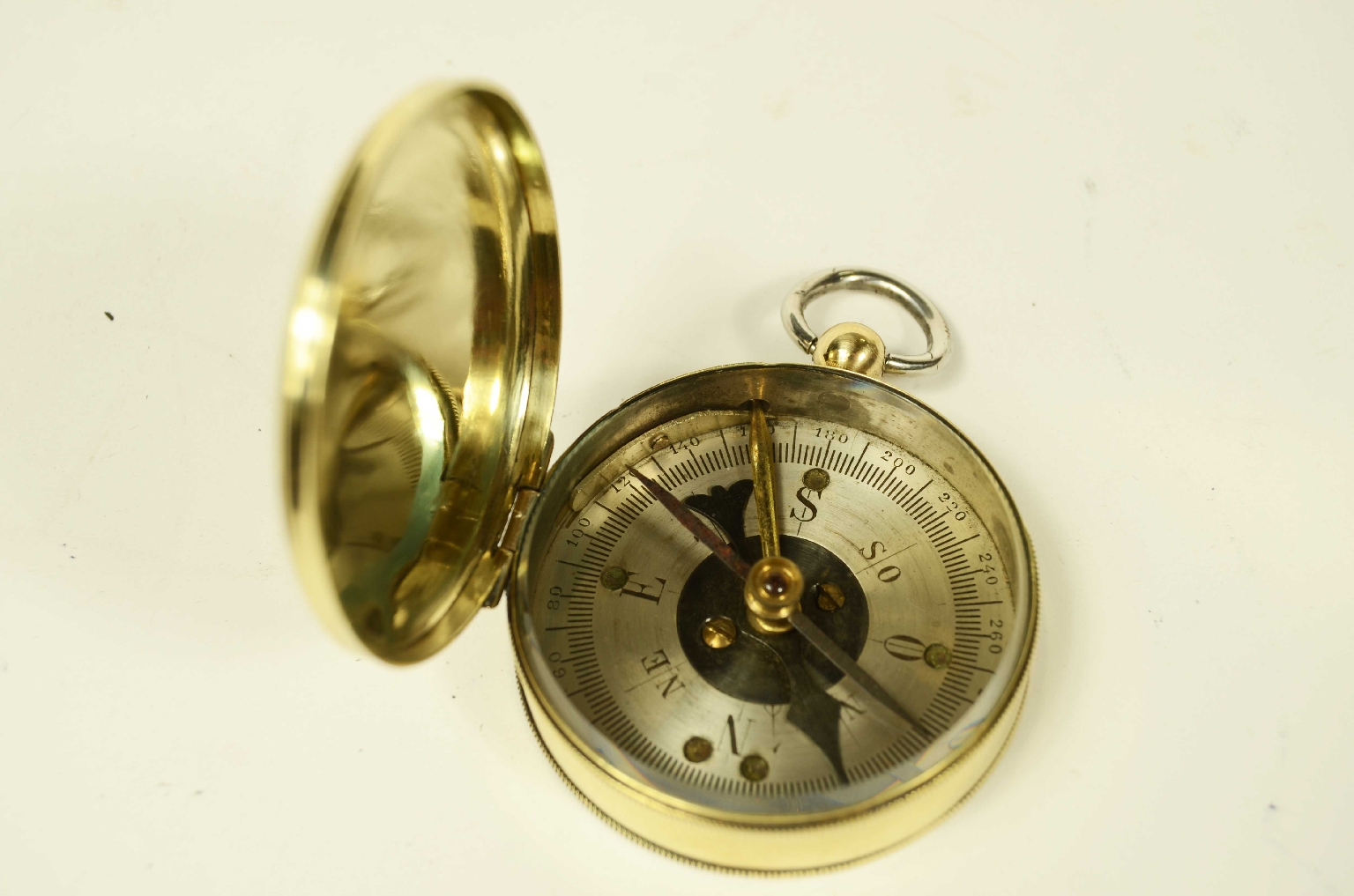 Antique compasses/8541-Travel Compass