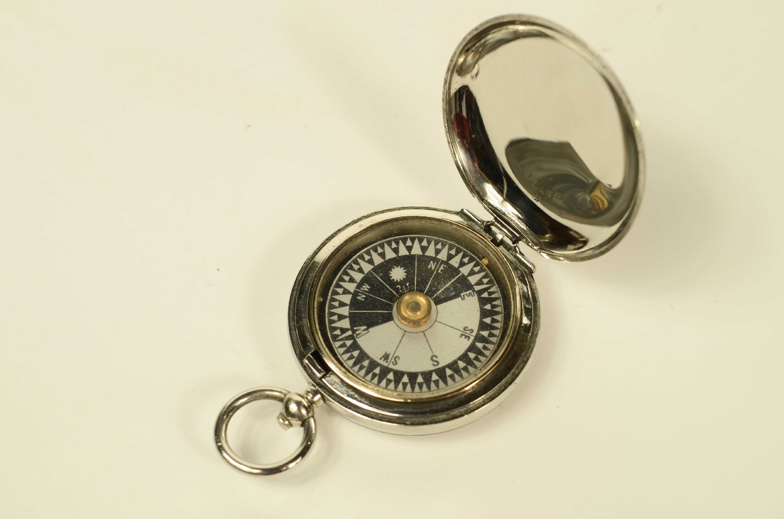 Antique compasses/8547-Pocket Compass