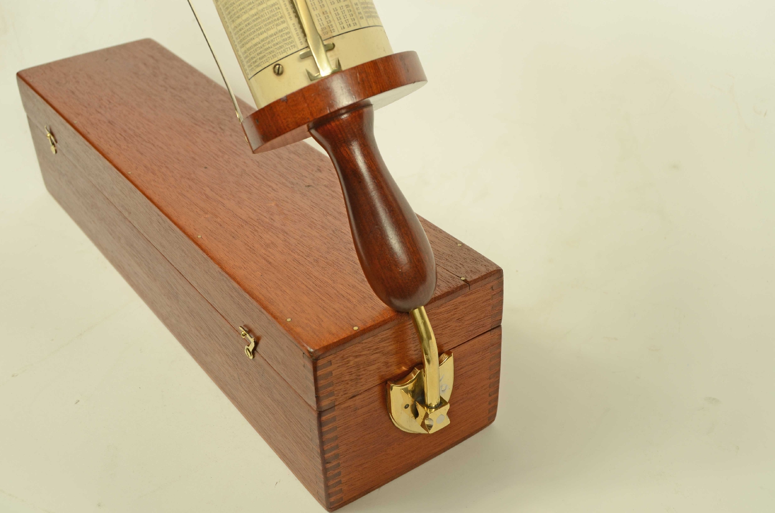 Antique measuring instruments/8550-Slide Rule