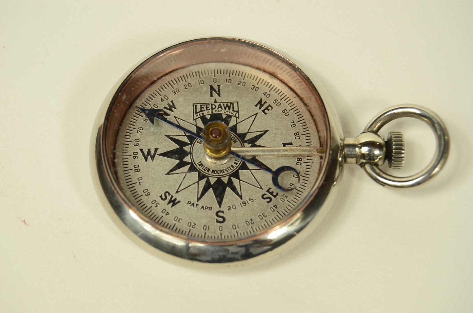 Antique compasses/8557-Pocket Compass