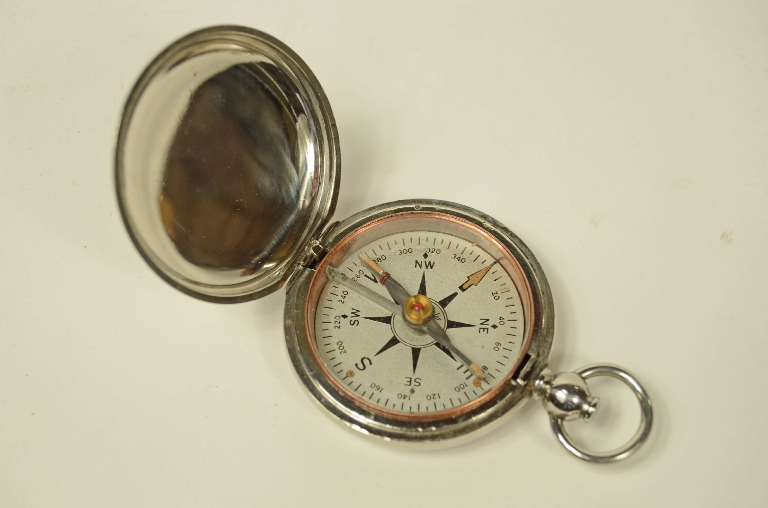 Antique compasses/8558-Small Compass