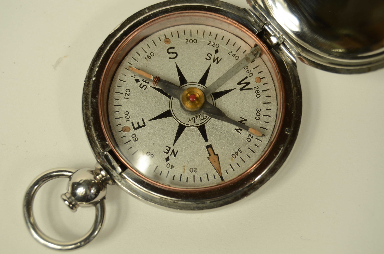 Antique compasses/8558-Small Compass