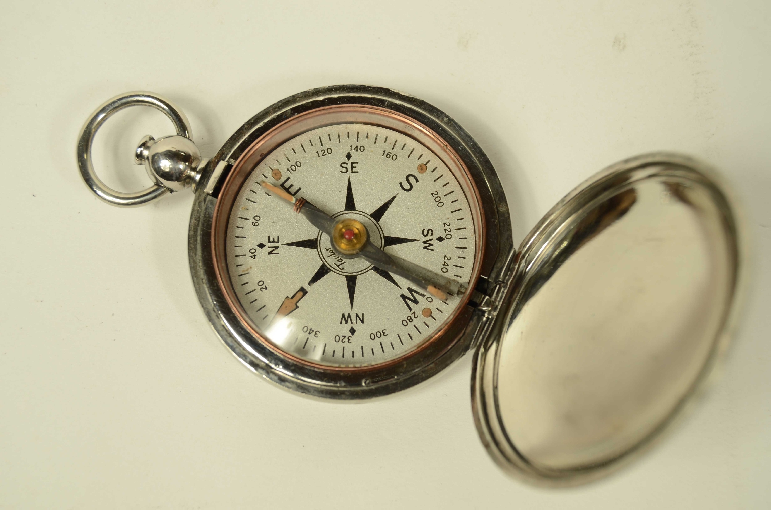 Antique compasses/8558-Small Compass