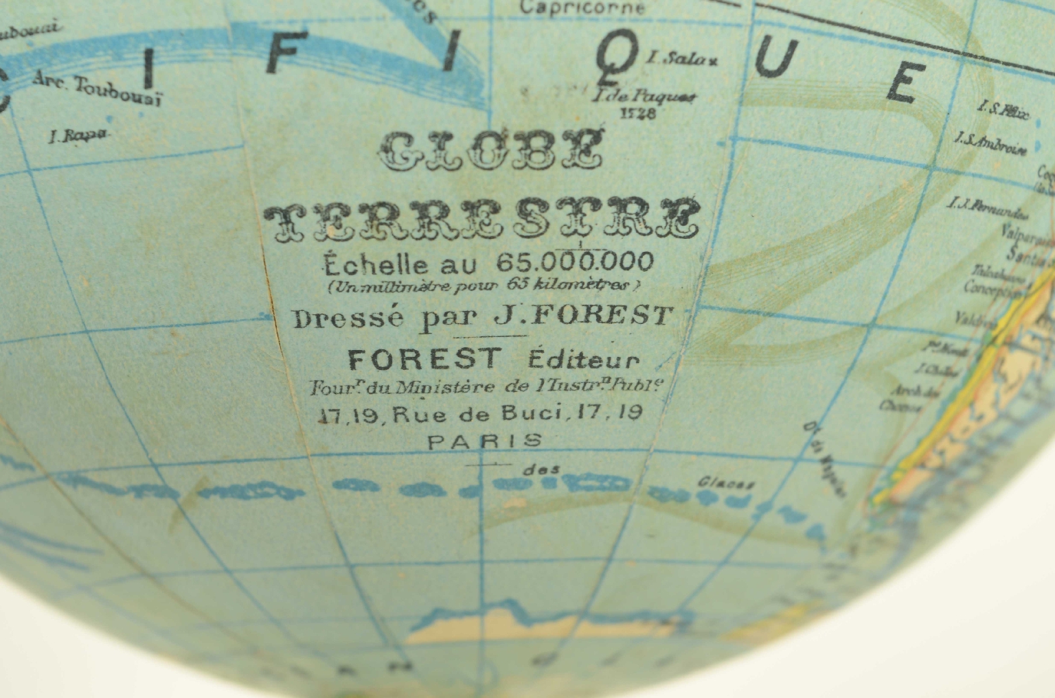 Antique globes-world maps/8560-Terrestrial Globe