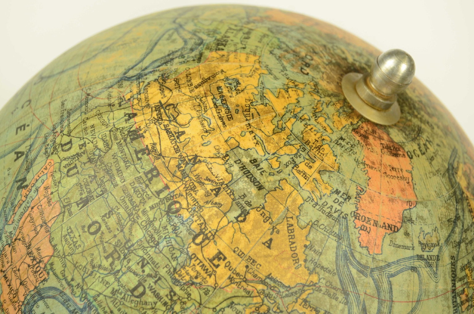 Antique globes-world maps/8561-Terrestrial Globe