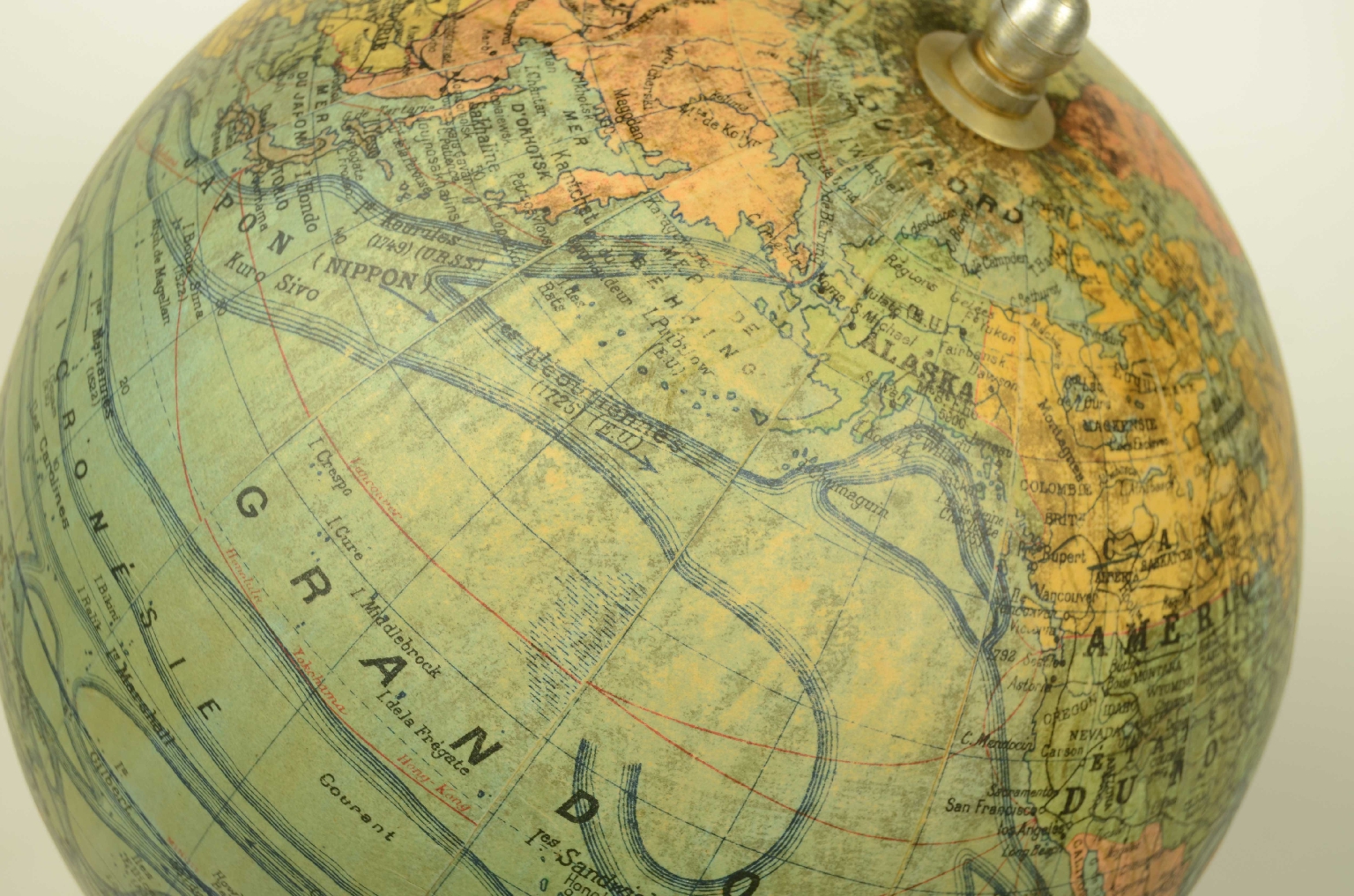 Antique globes-world maps/8561-Terrestrial Globe