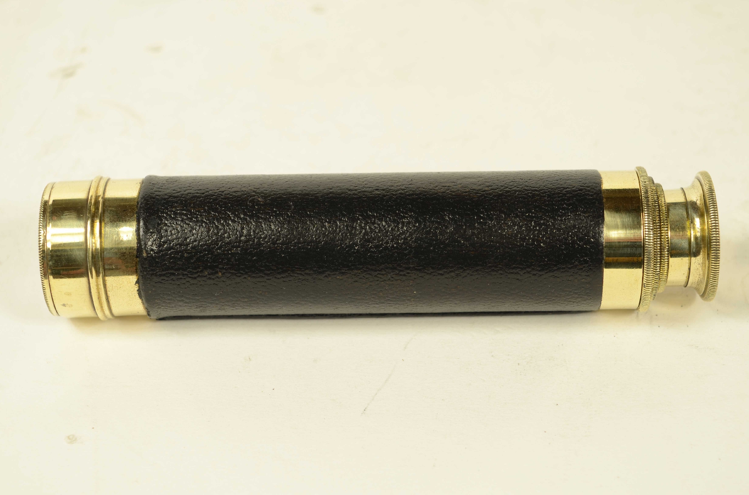 Nautical antiques/8568-Small telescope