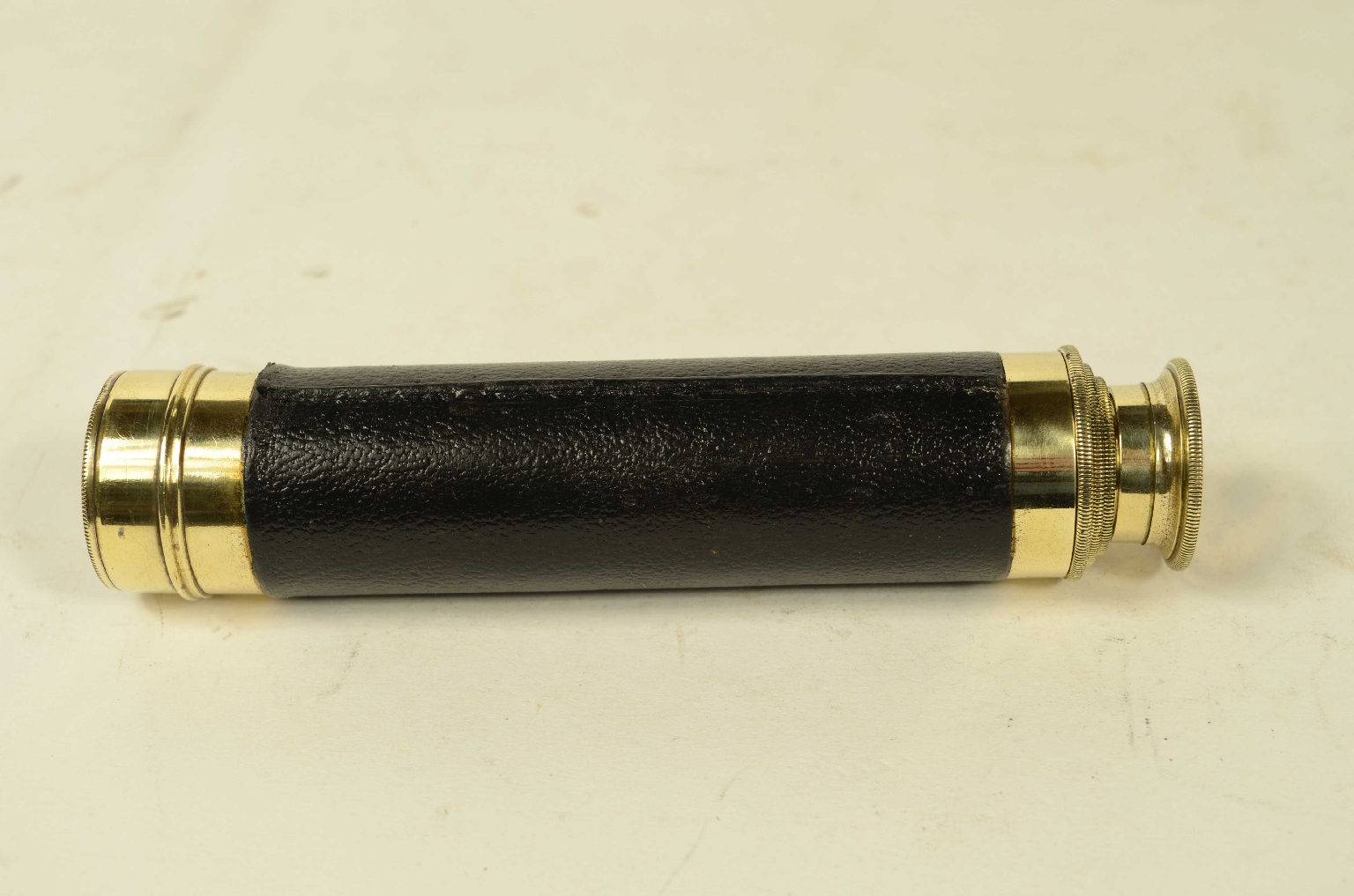Nautical antiques/8568-Small telescope
