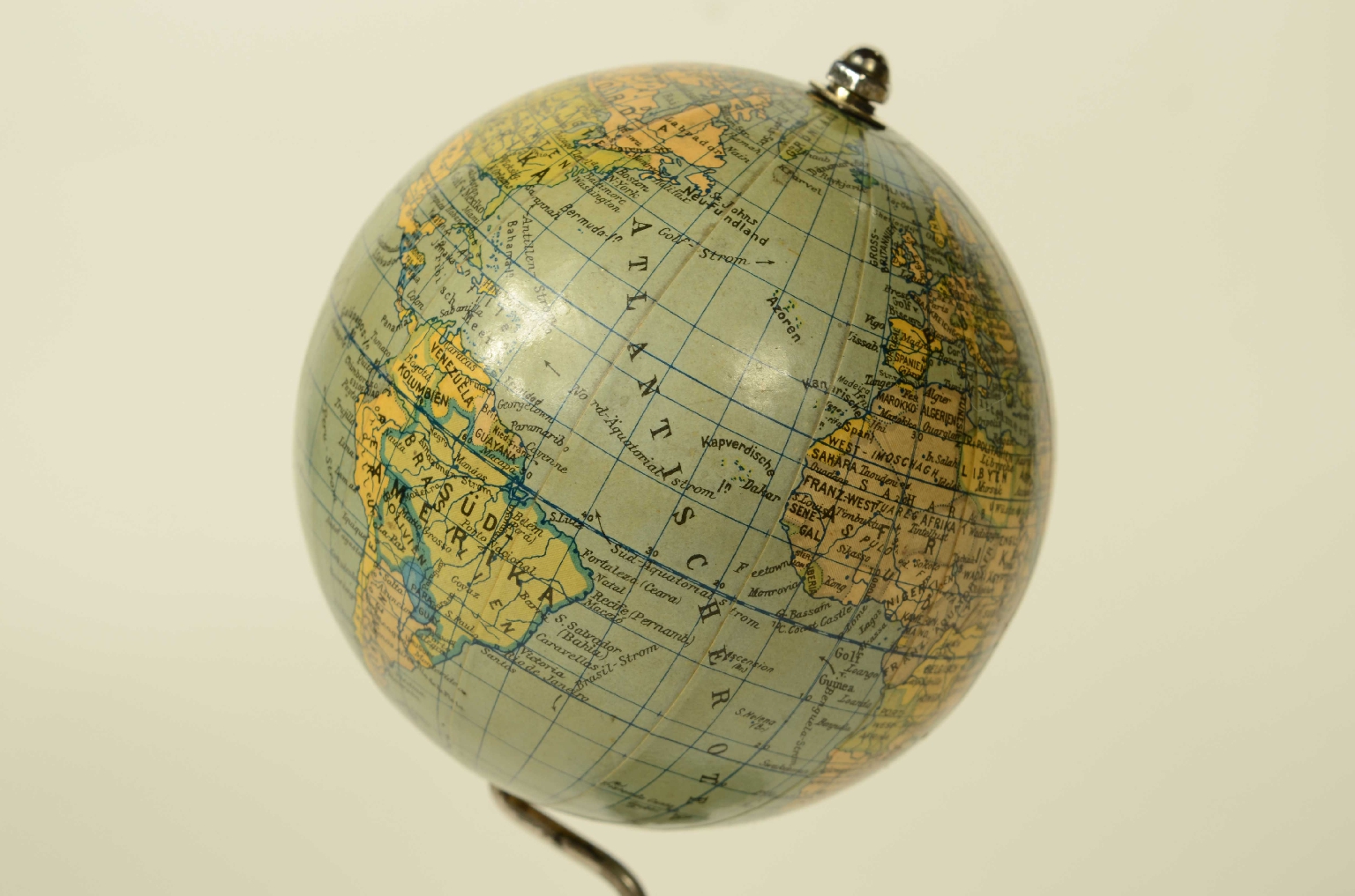 Globi-mappamondi antichi/8623-Piccolo Globo Terrestre