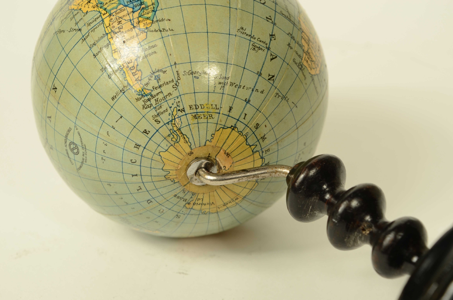 Globi-mappamondi antichi/8623-Piccolo Globo Terrestre