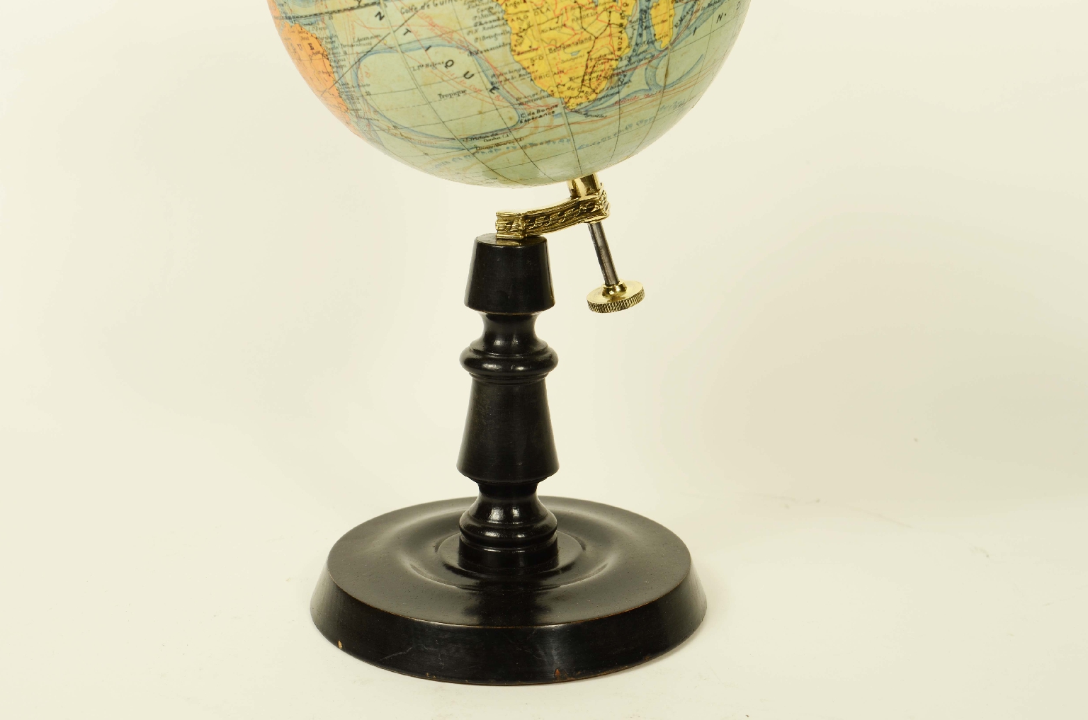 Globi-mappamondi antichi/8625-Globo Terrestre