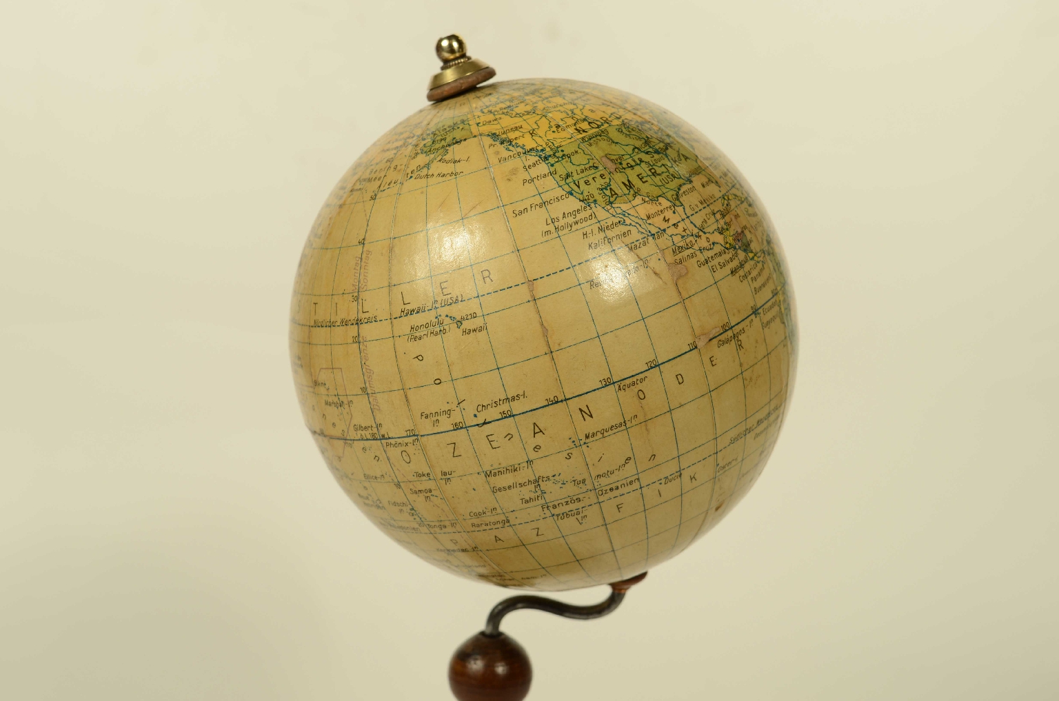 Globi-mappamondi antichi/8626-Globo Terrestre
