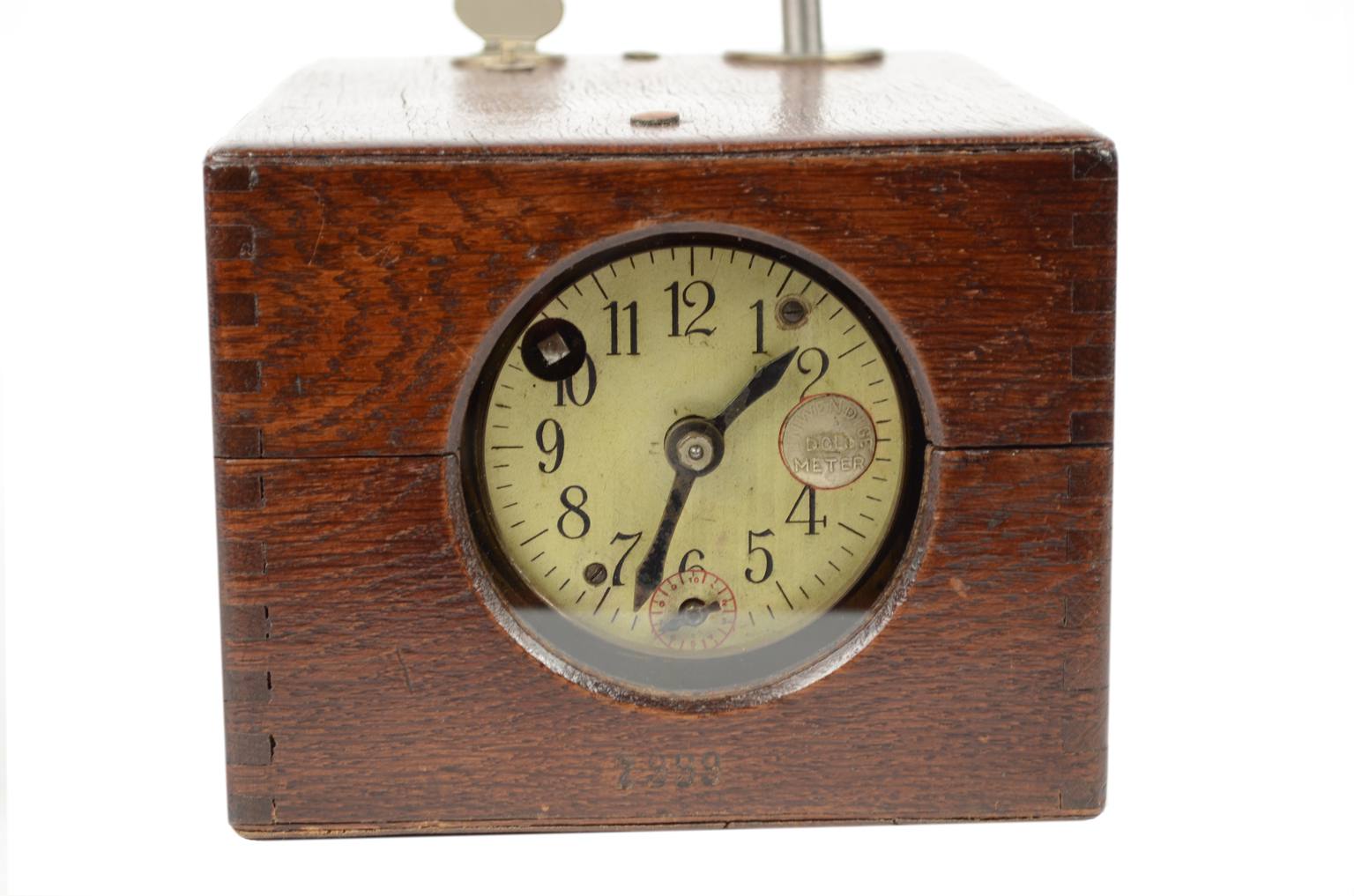 Antique measuring instruments/A102-Timer for pigeons competitions