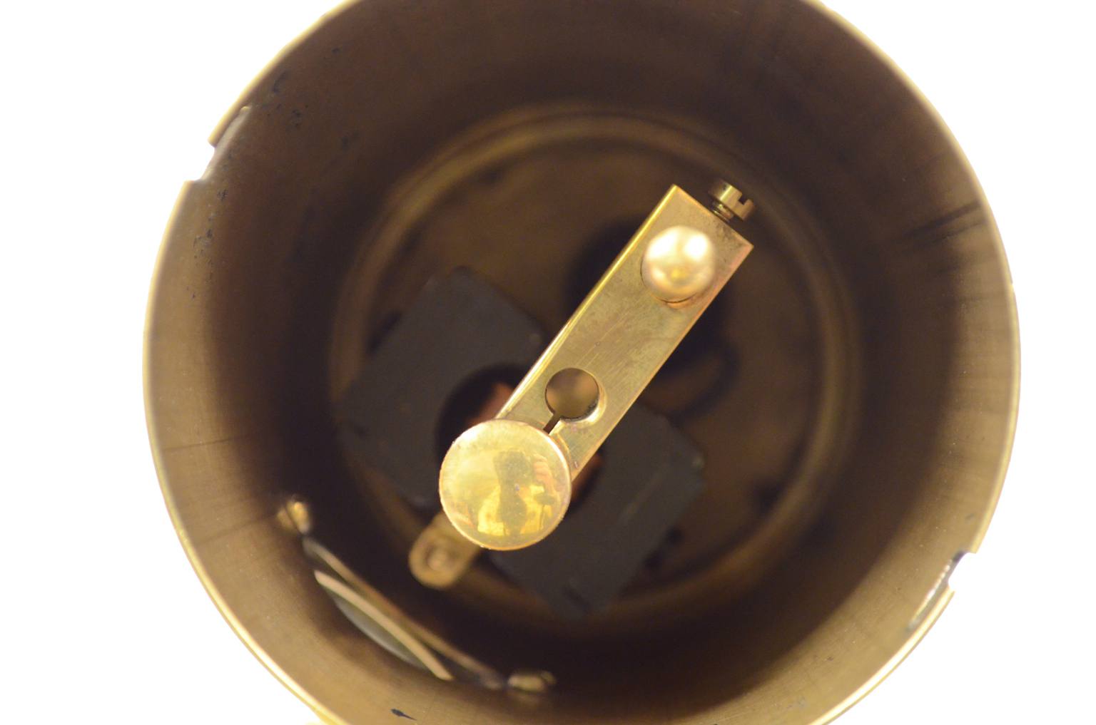 Strumenti di misura antichi/A105-Galvanometro a bobina