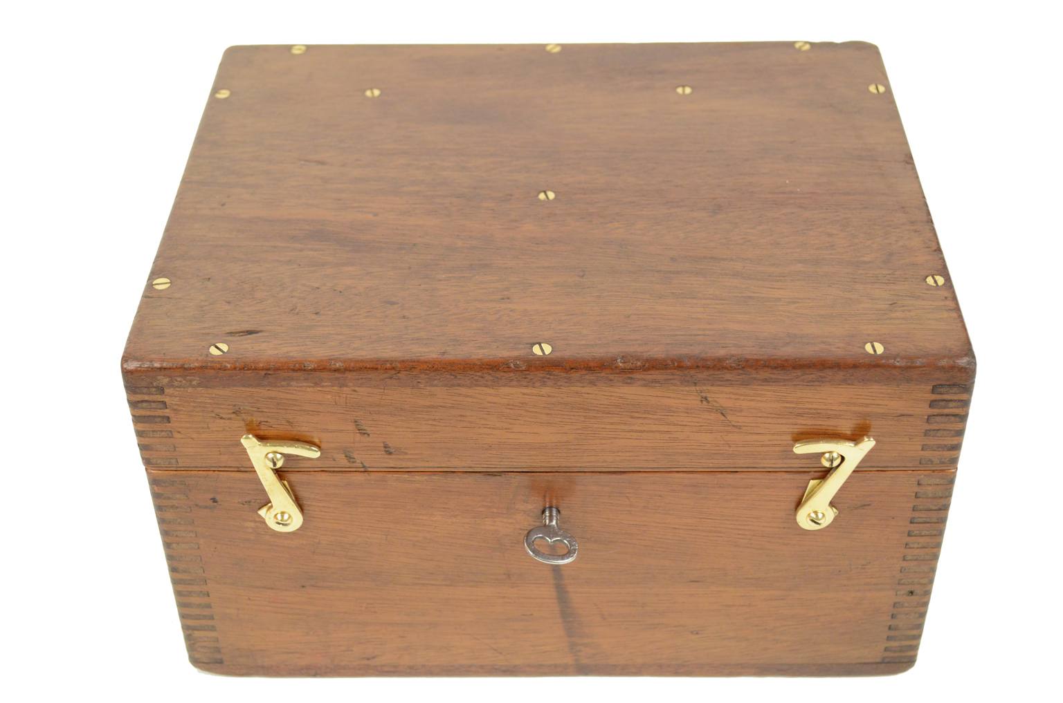 Antique measuring instruments/A138-Stanley level